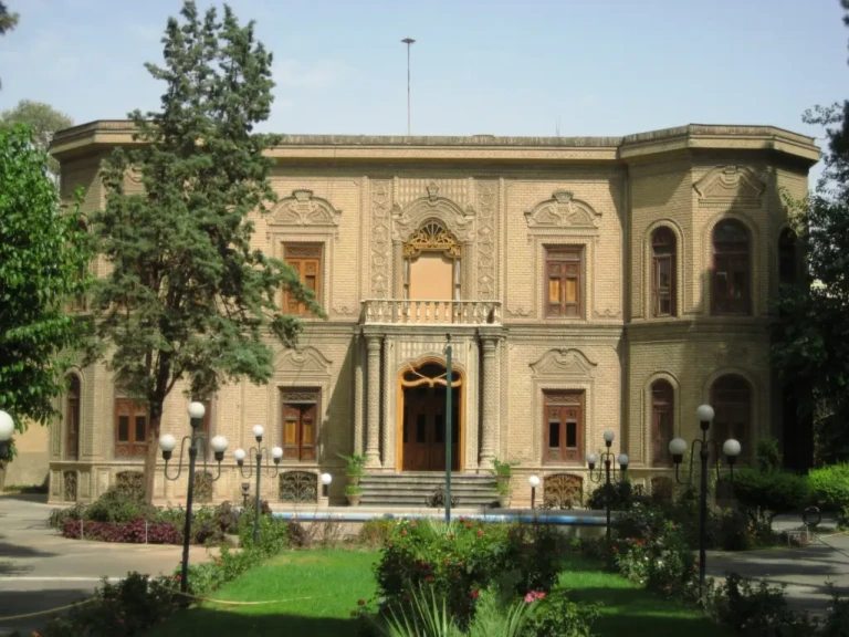 Le Musée du Verre et de la Céramique,