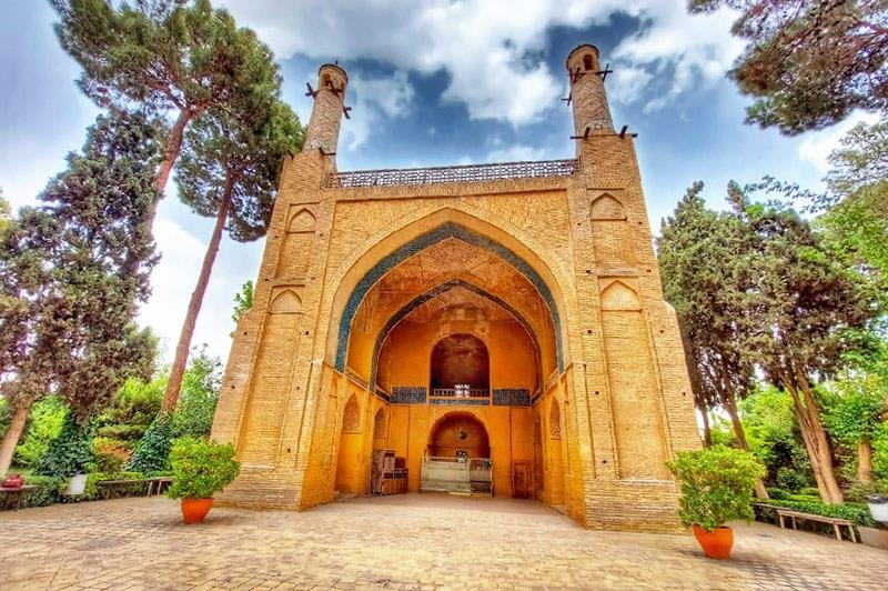 Menar-e Jonban (Minarets tremblants)